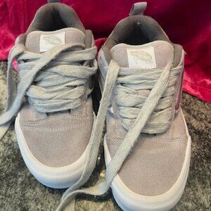 Vans Knu Skool sneakers light gray suede modern, chunky puffed up tongue Women 9
